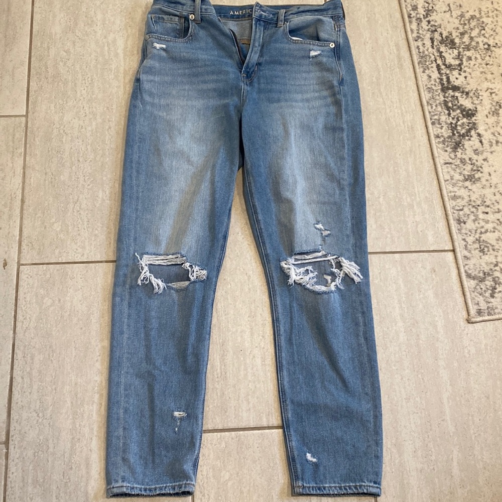 American eagle mom jean